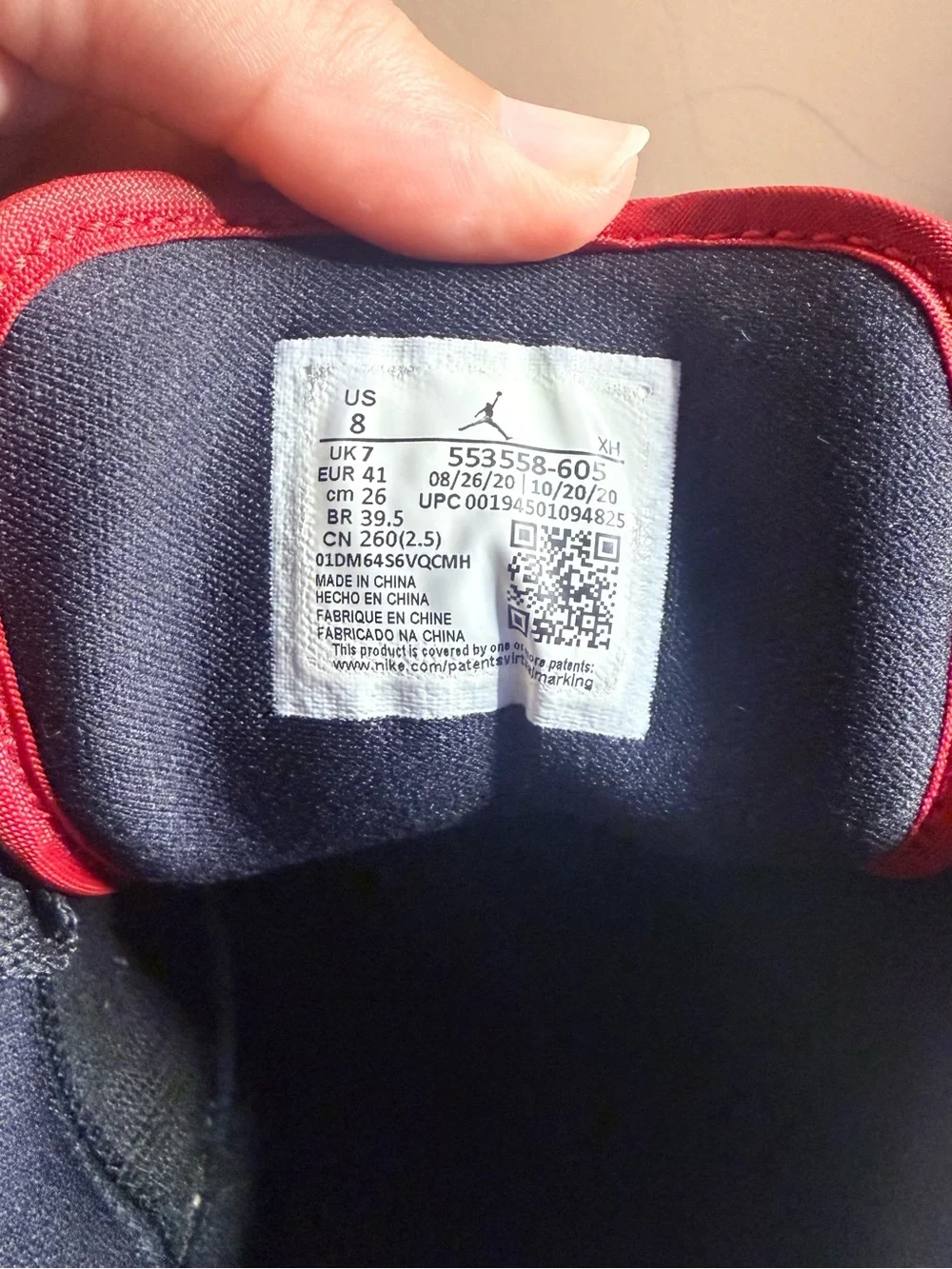 Jordan iconic low
